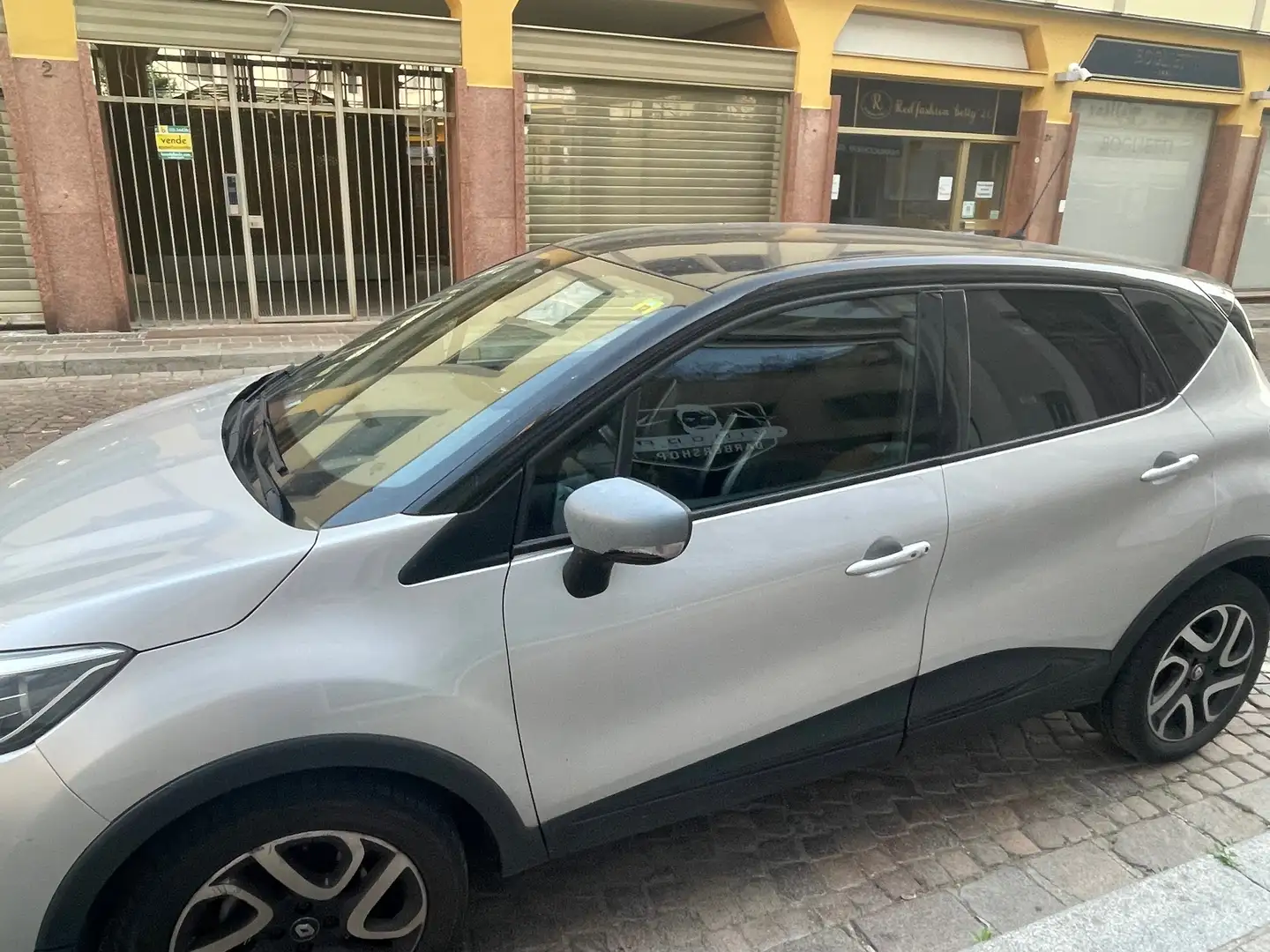 Renault Captur Captur 1.5 dci Hypnotic (magnetik) 110cv Grigio - 1