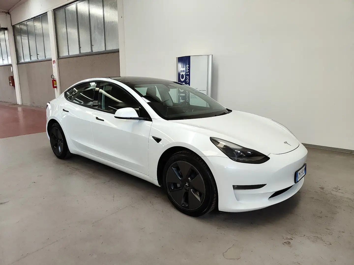 Tesla Model 3 Long Range Dual Motor AWD Tetto Pelle Auto Pilot Bianco - 2