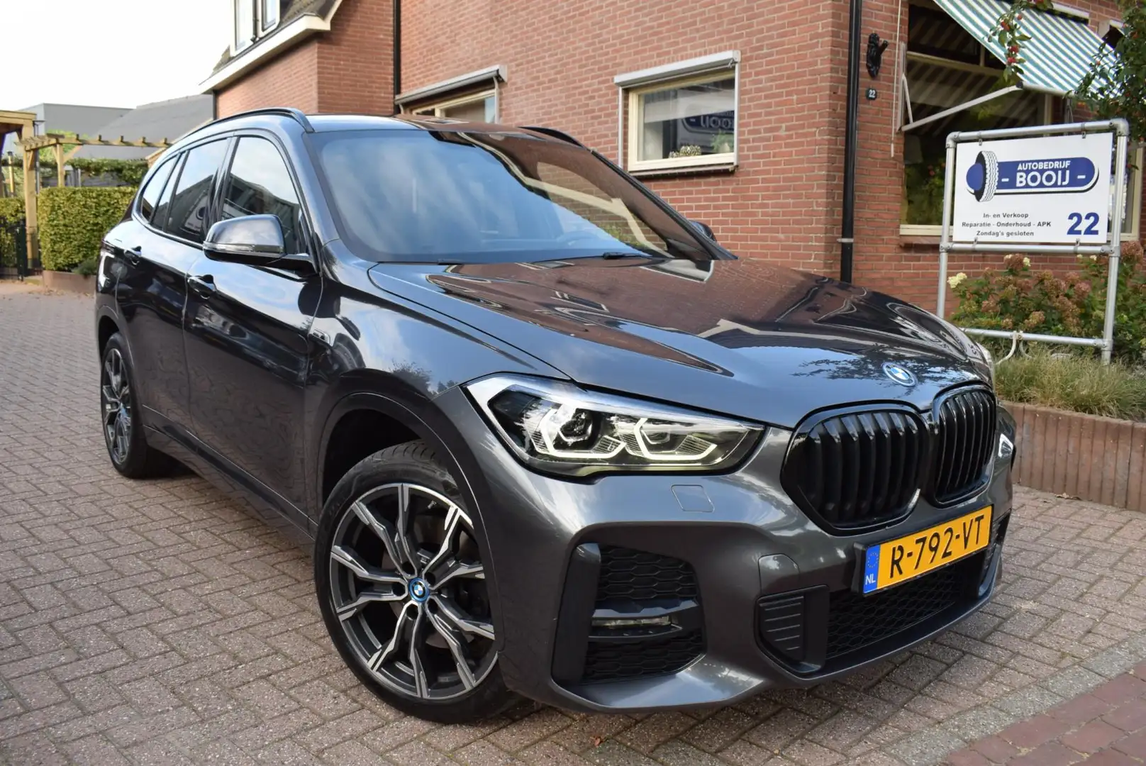 BMW X1 XDrive25e M-SPORT HYBRID CRUISE/NAVI/AIRCO-ECC/TRE Grigio - 2