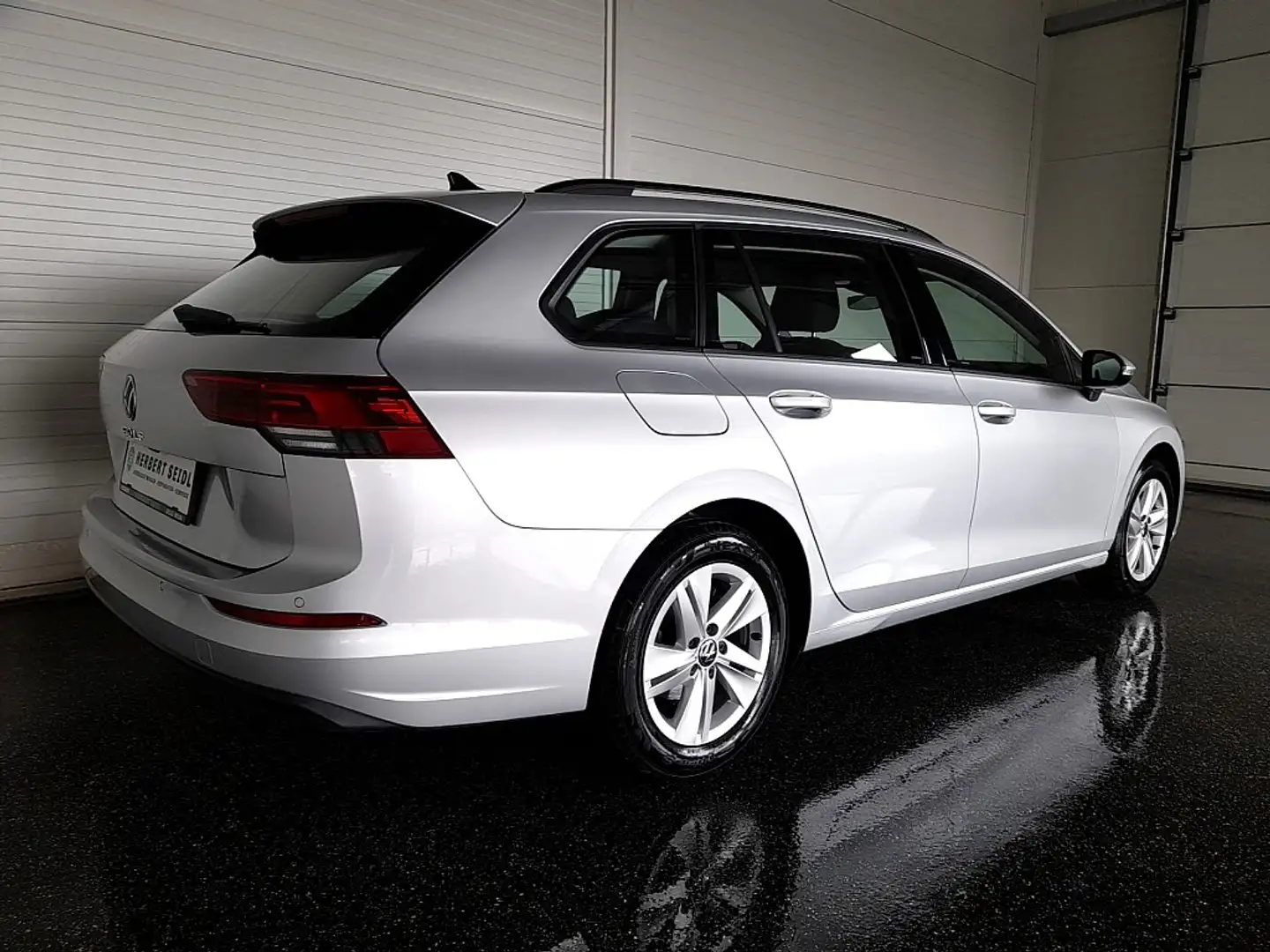 Volkswagen Golf Variant Golf VIII Variant Life 2,0 TDI DSG *LED / VIRTU... Silber - 2