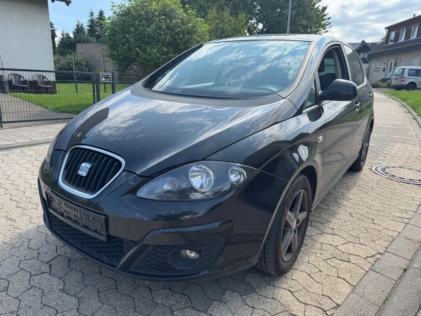 SEAT Altea Sun 2.0 TDi Klimaaut SH TV voll fahrbereit Schwarz - 2