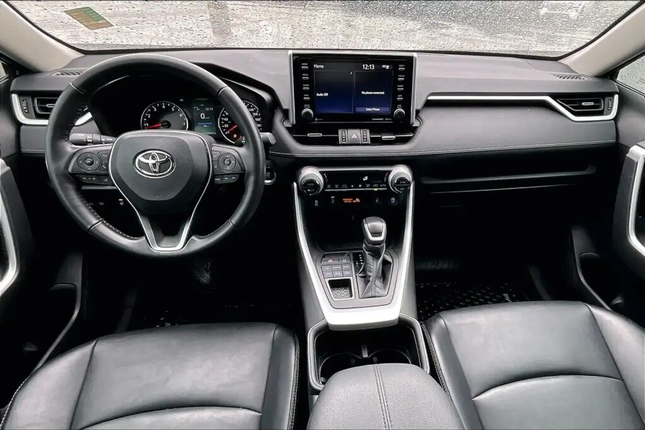 Toyota RAV 4 снимка Toyota RAV 4