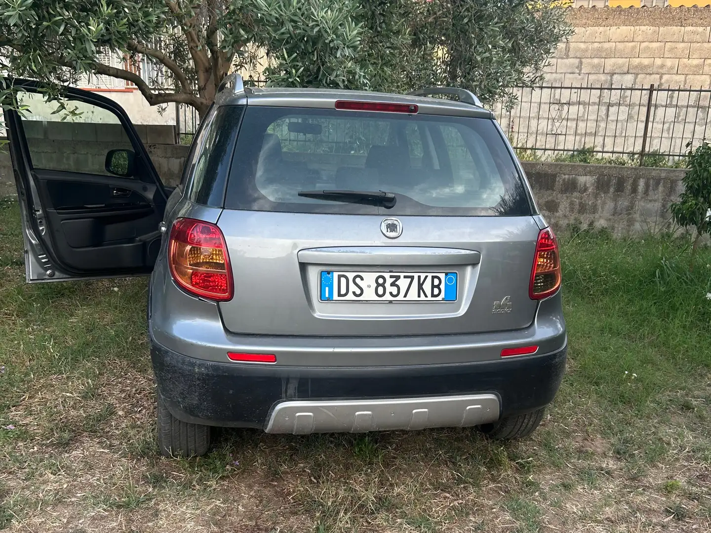 Fiat Sedici Grigio - 1