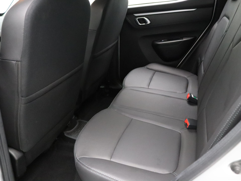 Dacia Spring Expression 27 kWh Achteruitrijcamera | Apple Carpl — photo 23