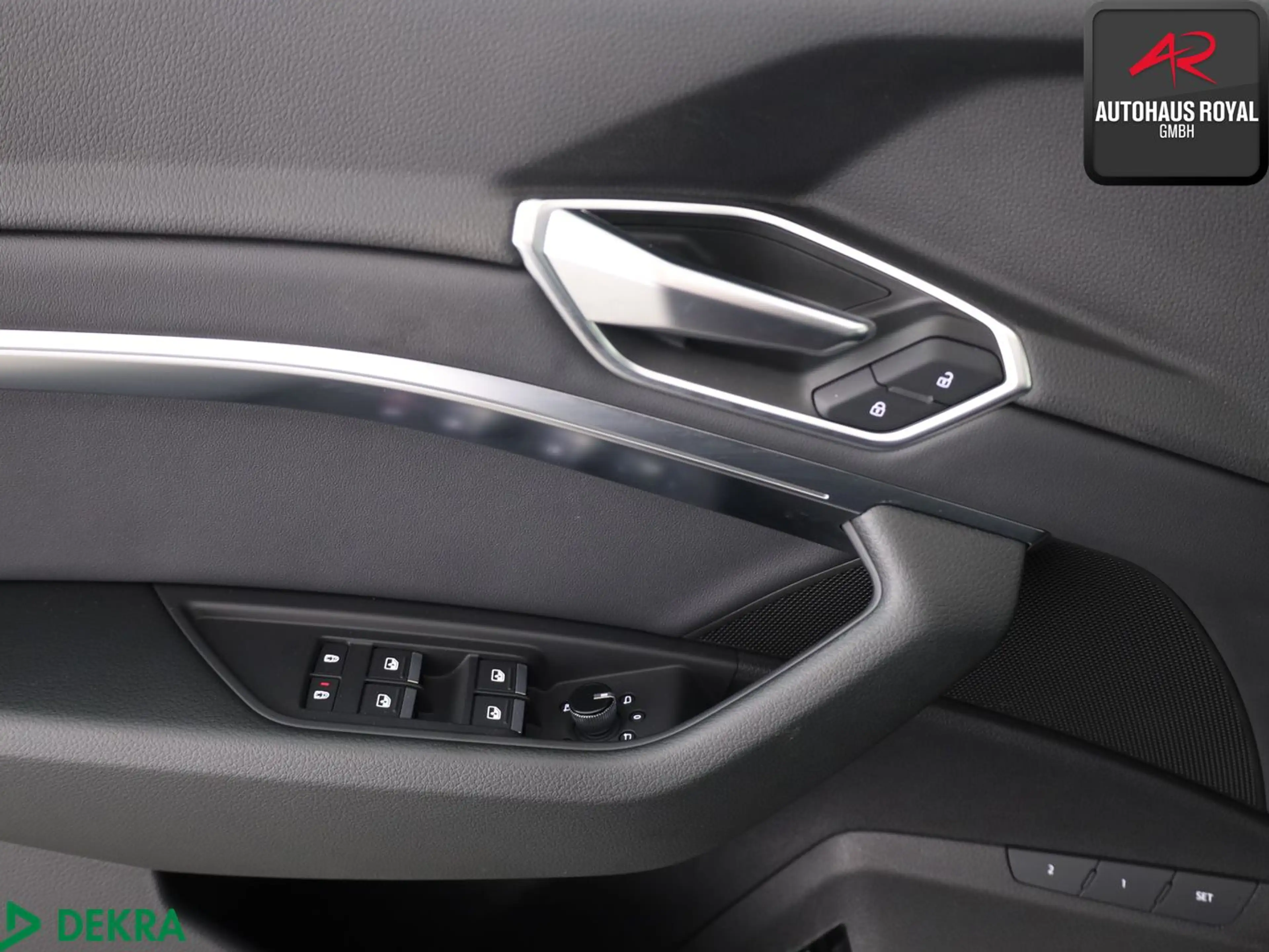 Audi e-tron 55 qu KEYLESS,360°,ACC,MEMORY,CARPLAY,SH — photo 14