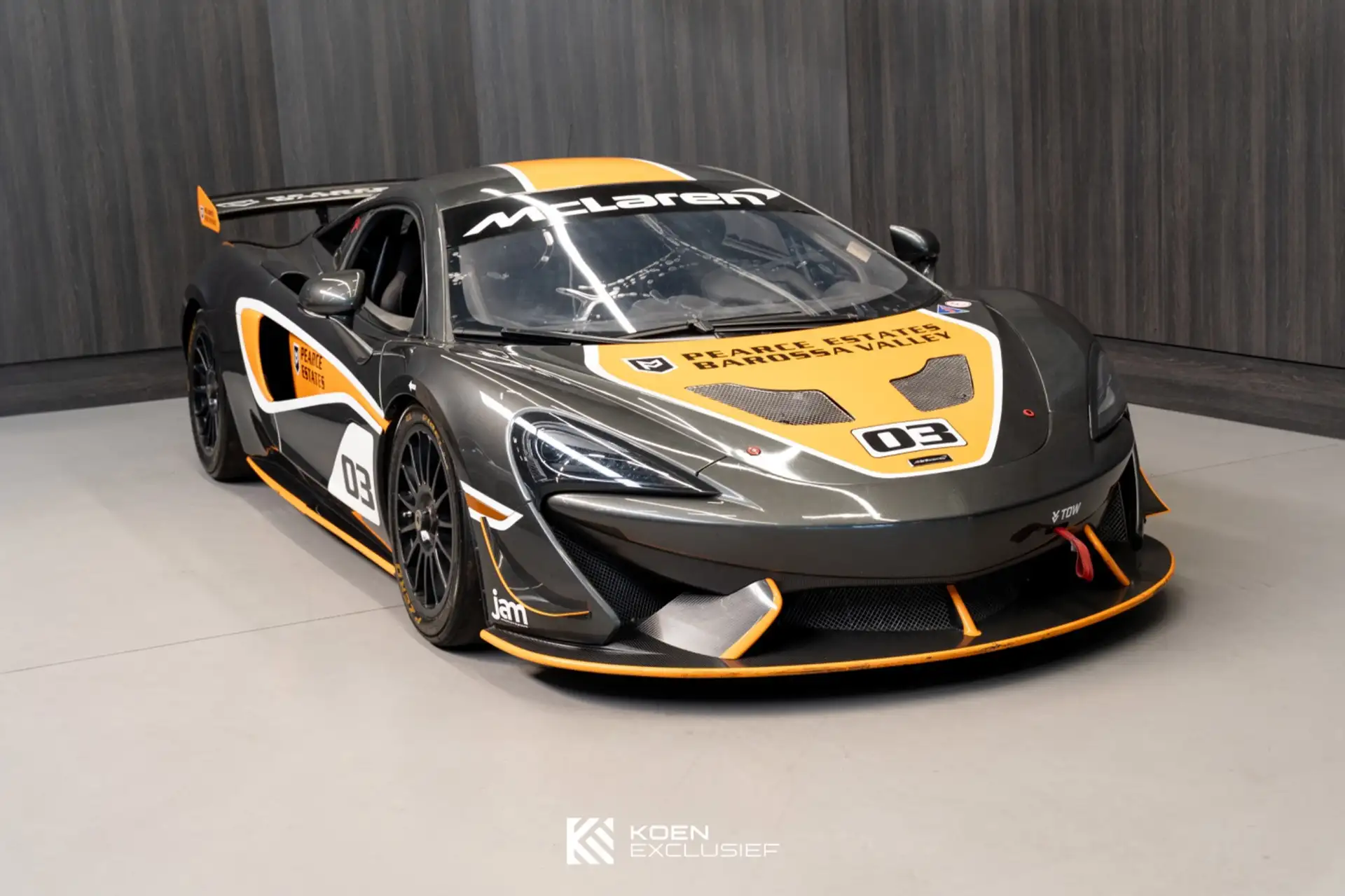 맥라렌 570S 570 Sport Coupe 2022 블랙 사진 2