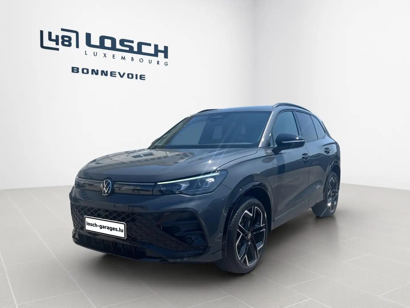 Volkswagen Tiguan R-LINE 4MOTION Gris - 2