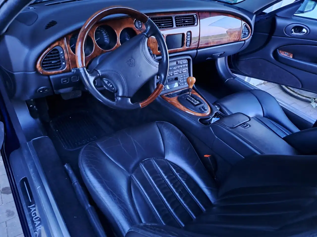 Jaguar XK8 Cabriolet, foto 10