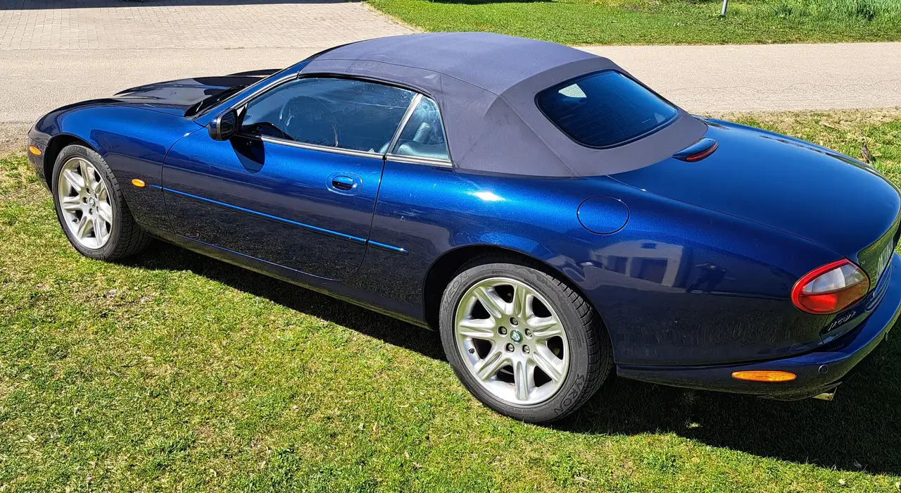 Jaguar XK8 Cabriolet, foto 4