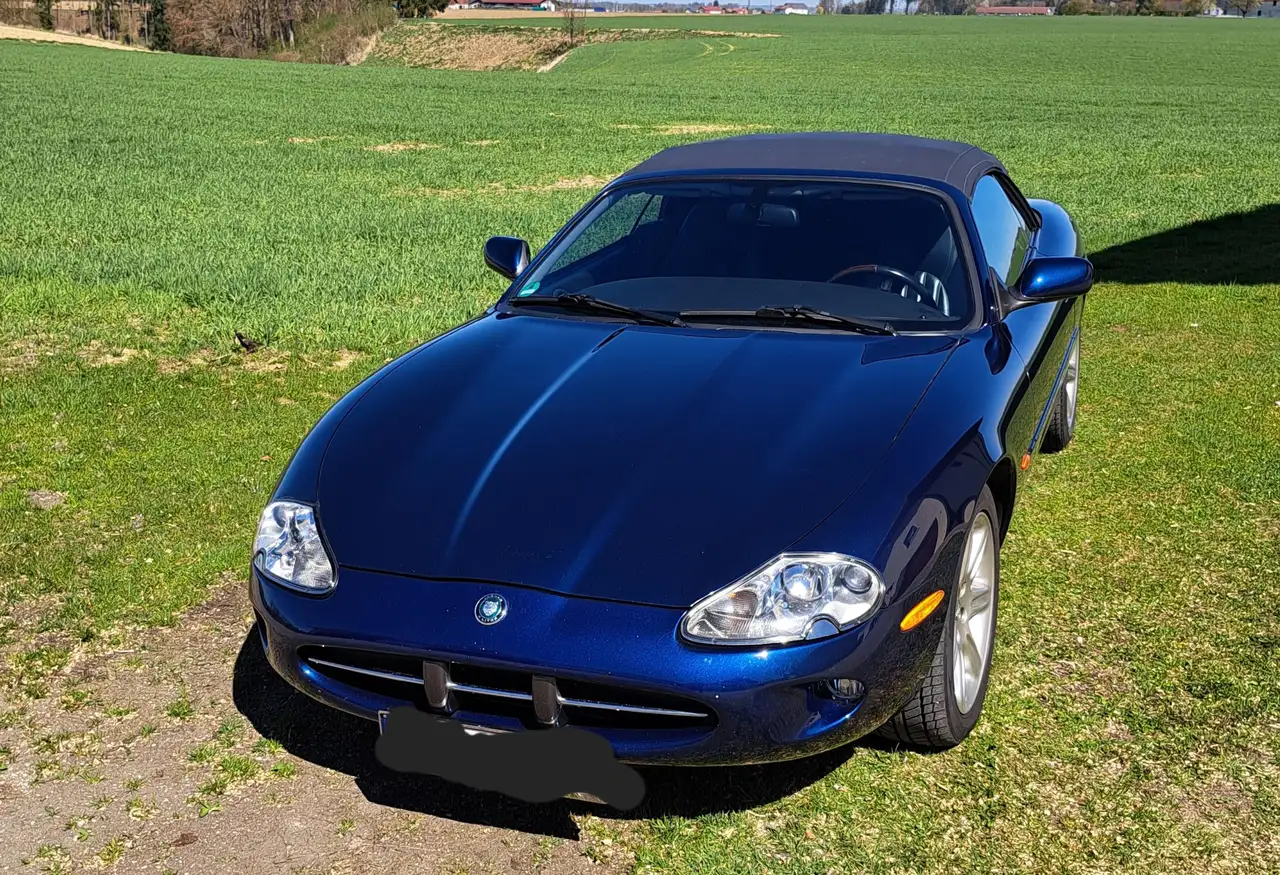 Jaguar XK8 Cabriolet, foto 1