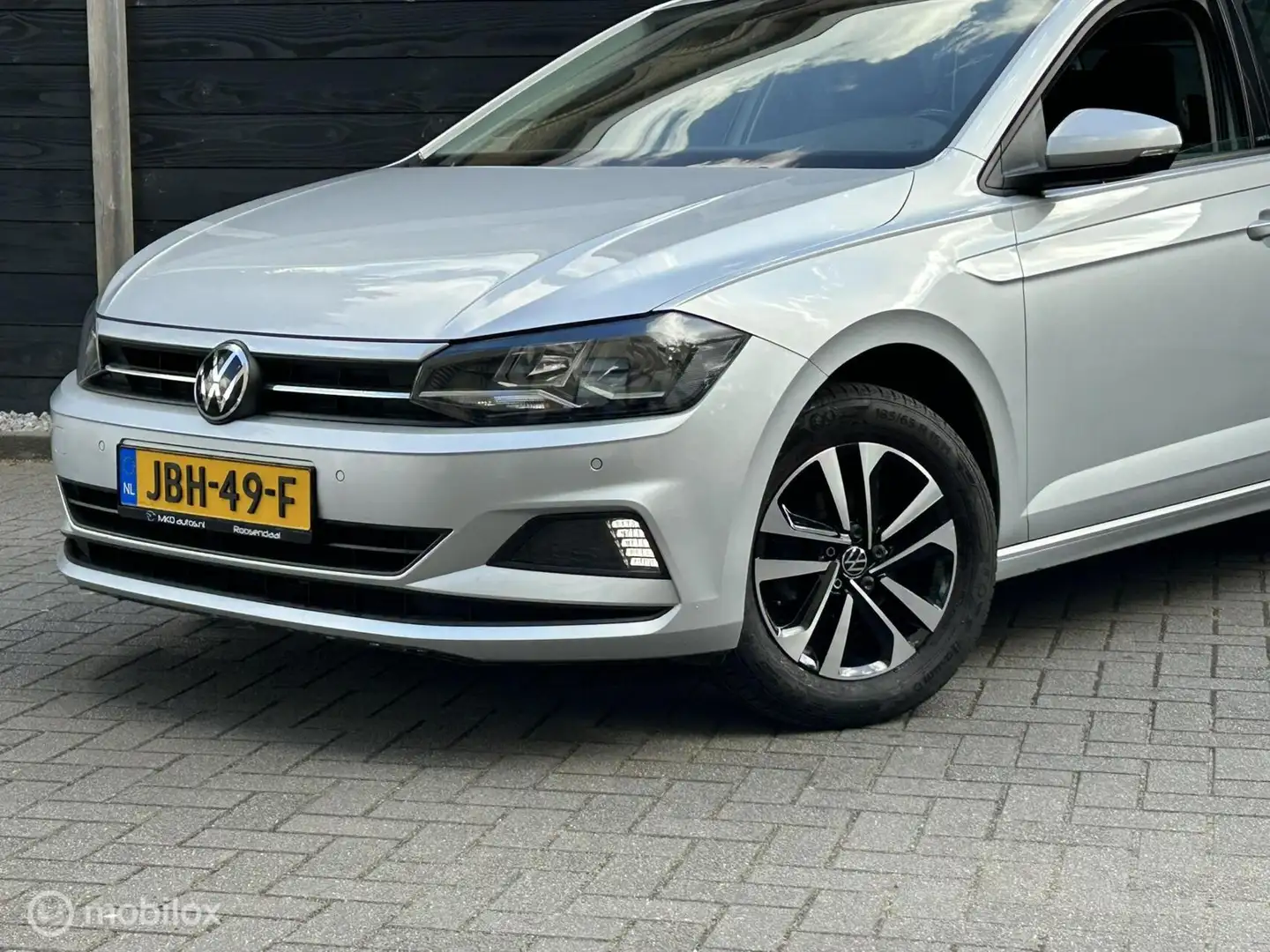 Volkswagen Polo 1.0 TSI 95 PK United FM nav / carplay / LM / 52.10 Argent - 2