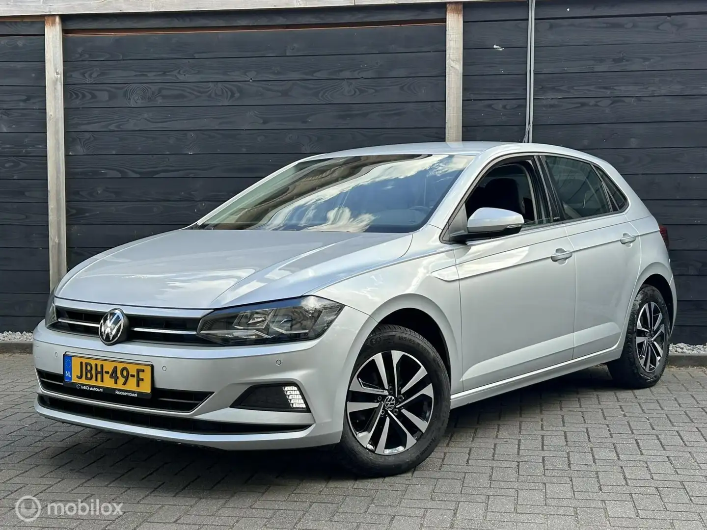 Volkswagen Polo 1.0 TSI 95 PK United FM nav / carplay / LM / 52.10 Argent - 1
