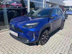 Toyota Yaris Hybrid 1.5 VVT i AWD i Team Deutschland *Smart Connect + Winter Paket*