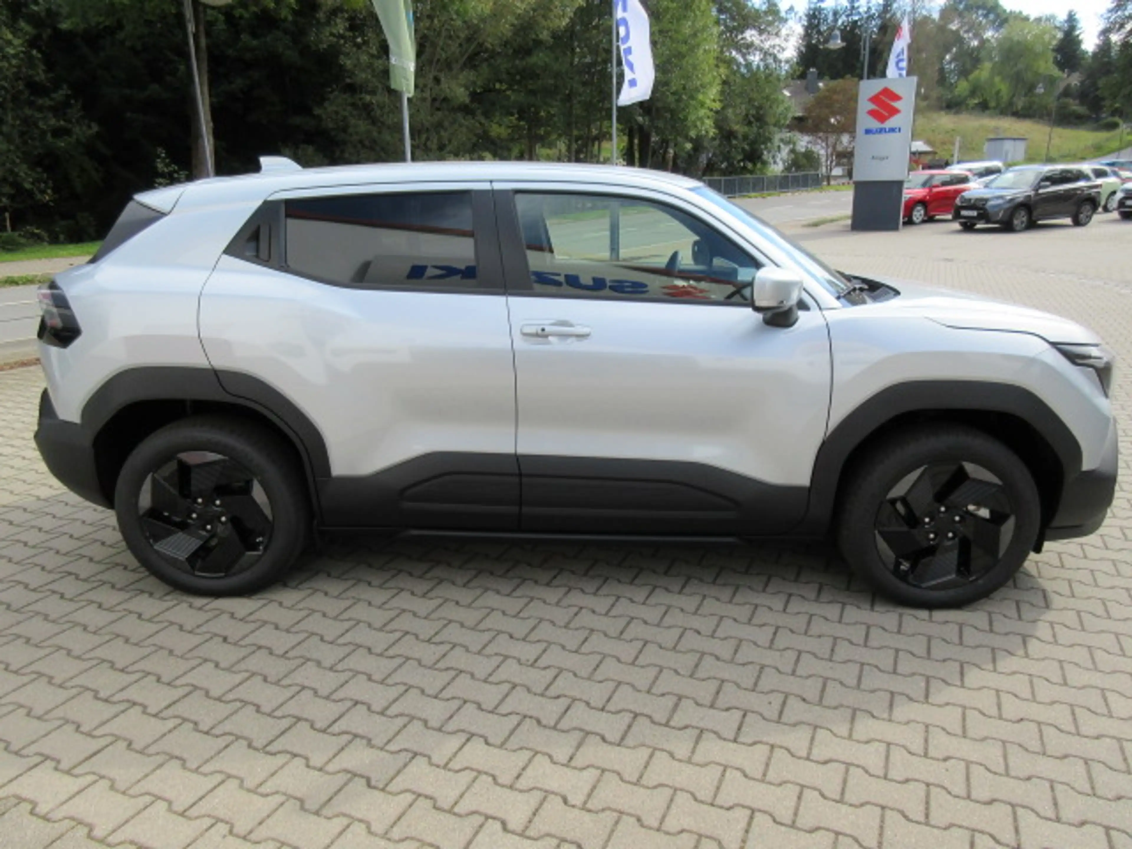 Suzuki Vitara 176 kW eAxle  Allgrip-e 61kWh-Batterie Comfort — photo 7