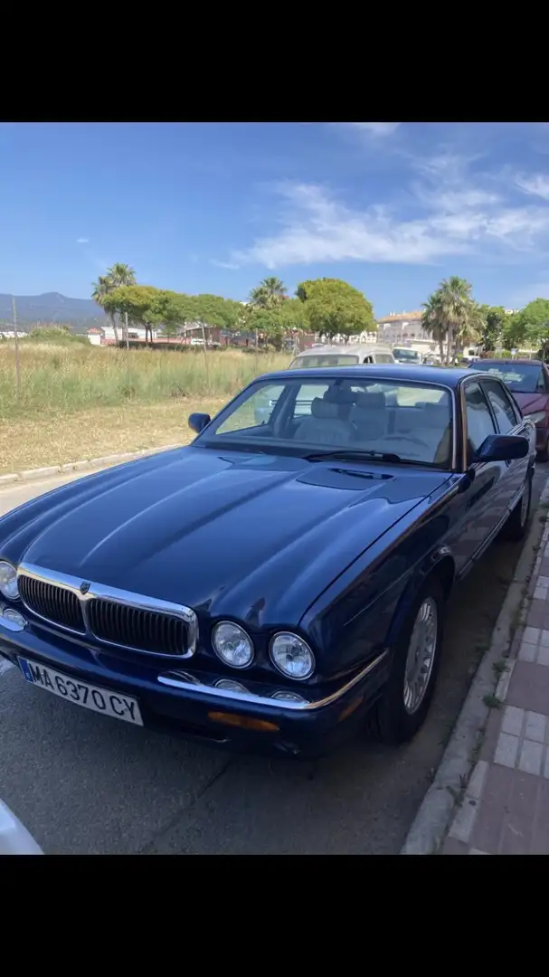 Jaguar XJ8 3.2 - 1