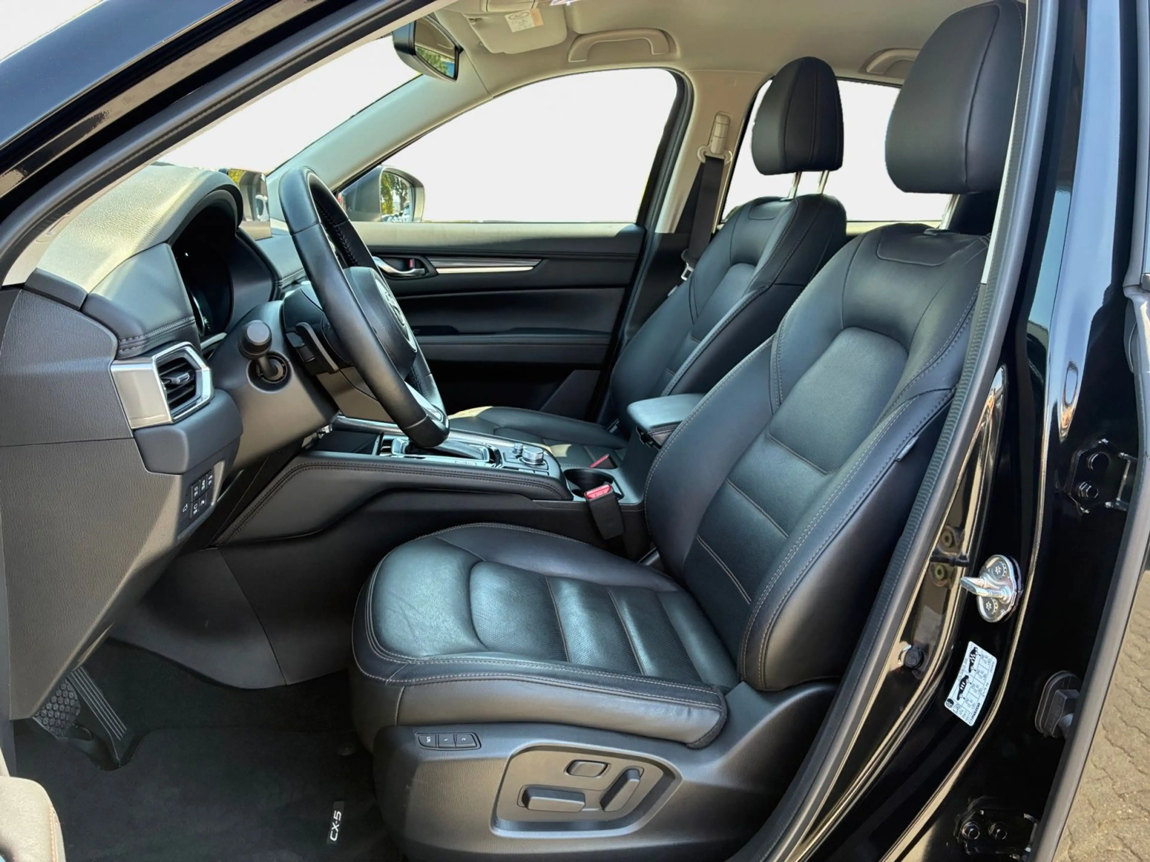 Mazda CX-5 2.5 e-SKYACTIV-G Exclusiv-Line Navi LED — photo 9