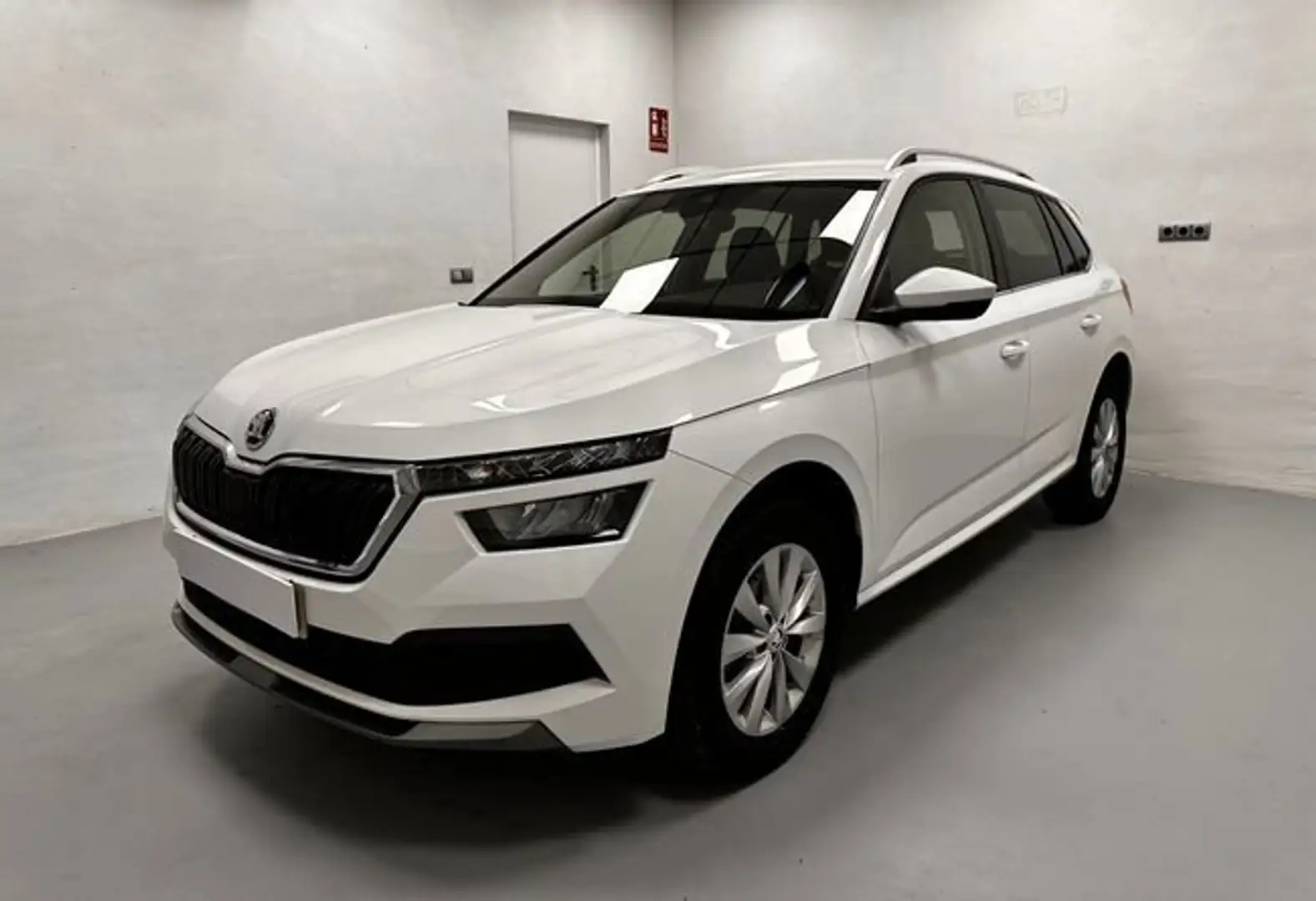 Skoda Kamiq 1.0 TSI Ambition 70kW Wit - 1