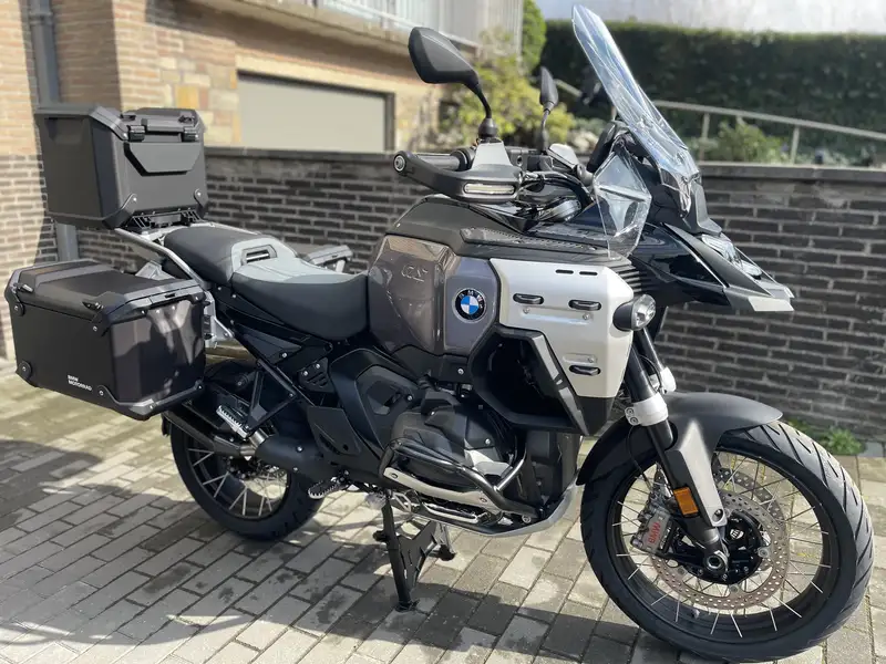 BMW R 1300 GS Adventure - foto 3