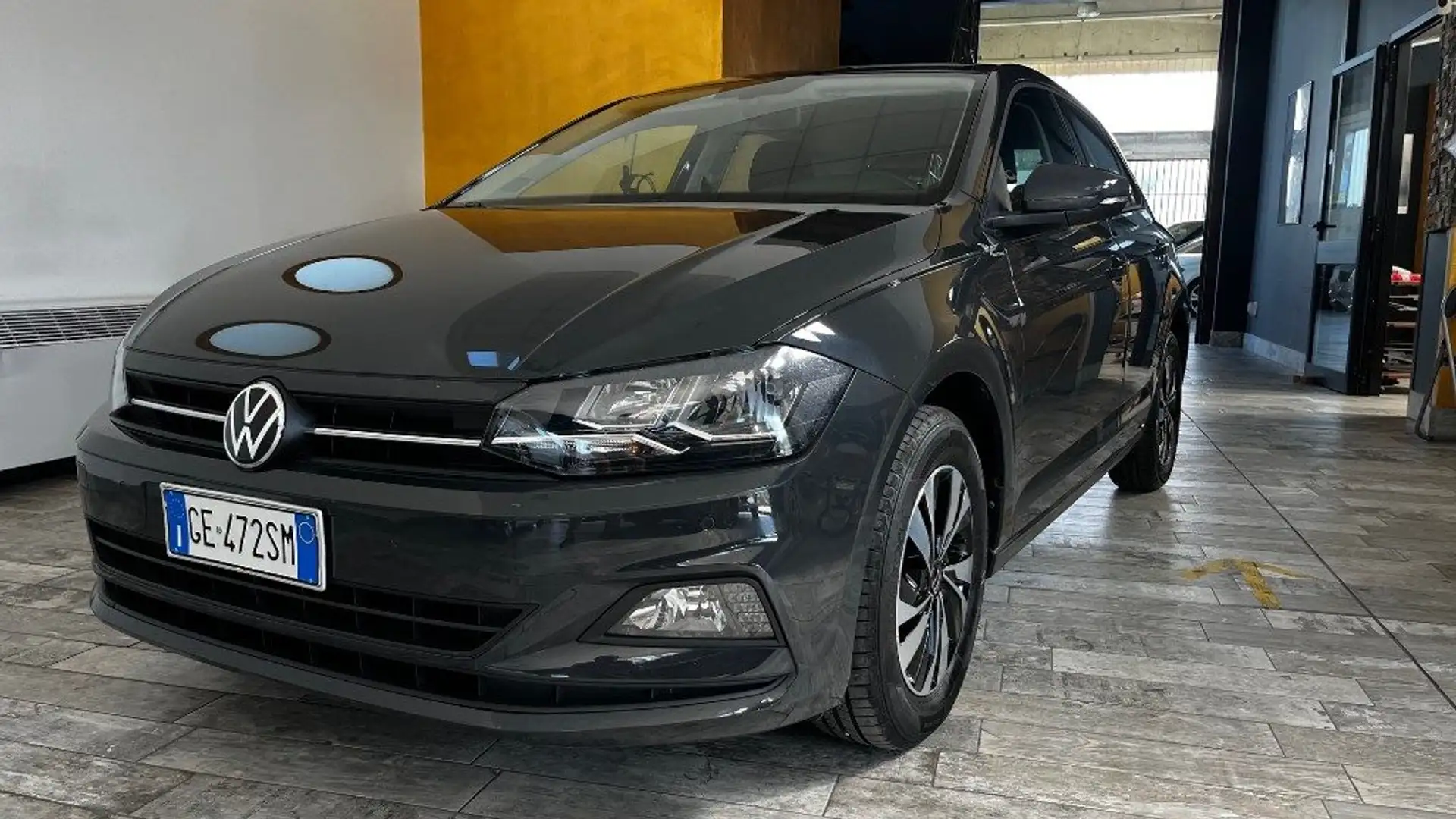 Volkswagen Polo 1.0 TSI 5p. Sport BlueMotion Technology Grigio - 1