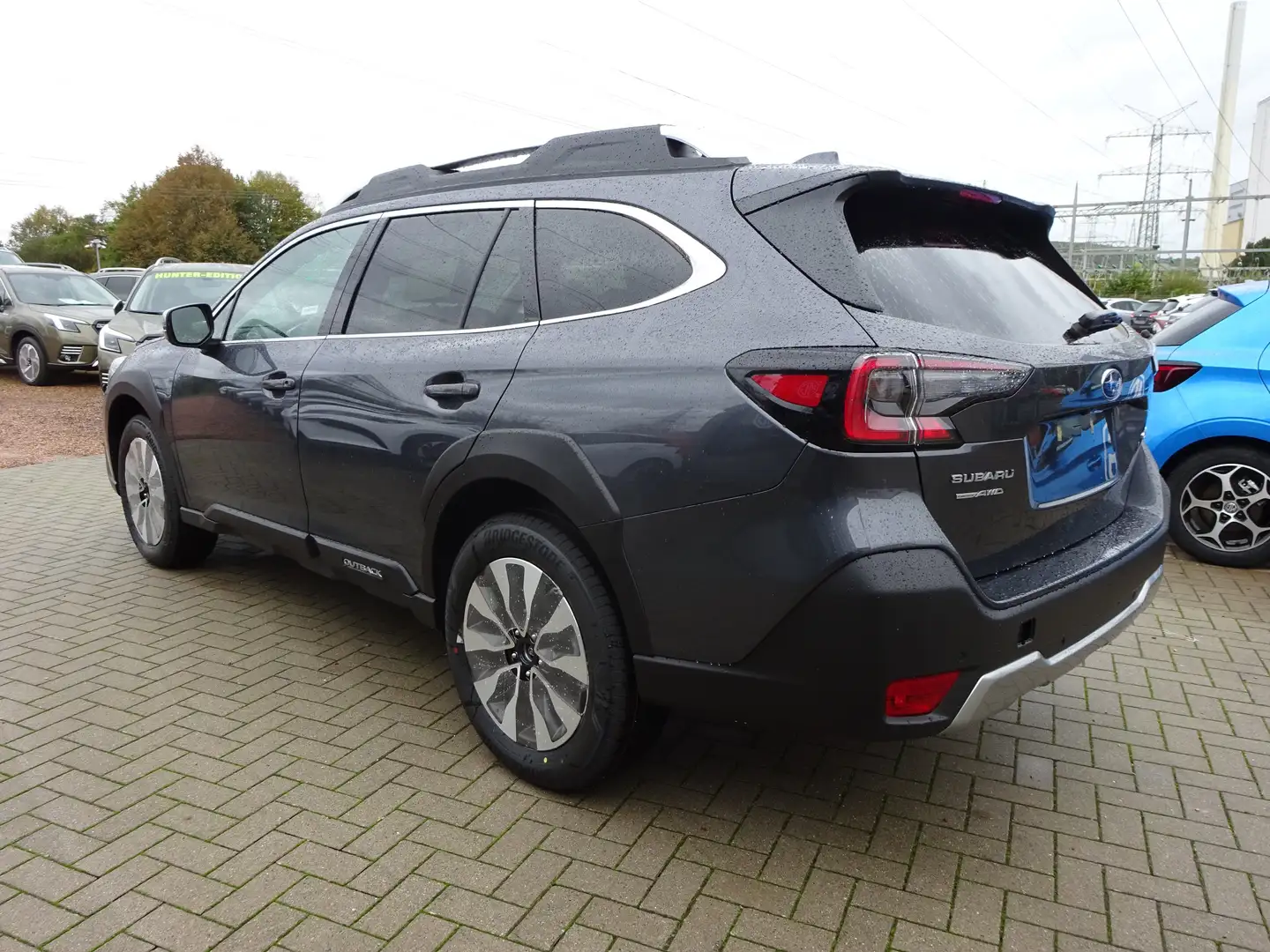 Subaru OUTBACK 2.5i Platinum 2025 Modell Gris - 2