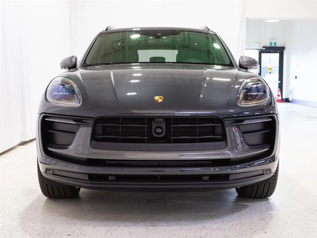 Porsche Macan снимка Porsche Macan
