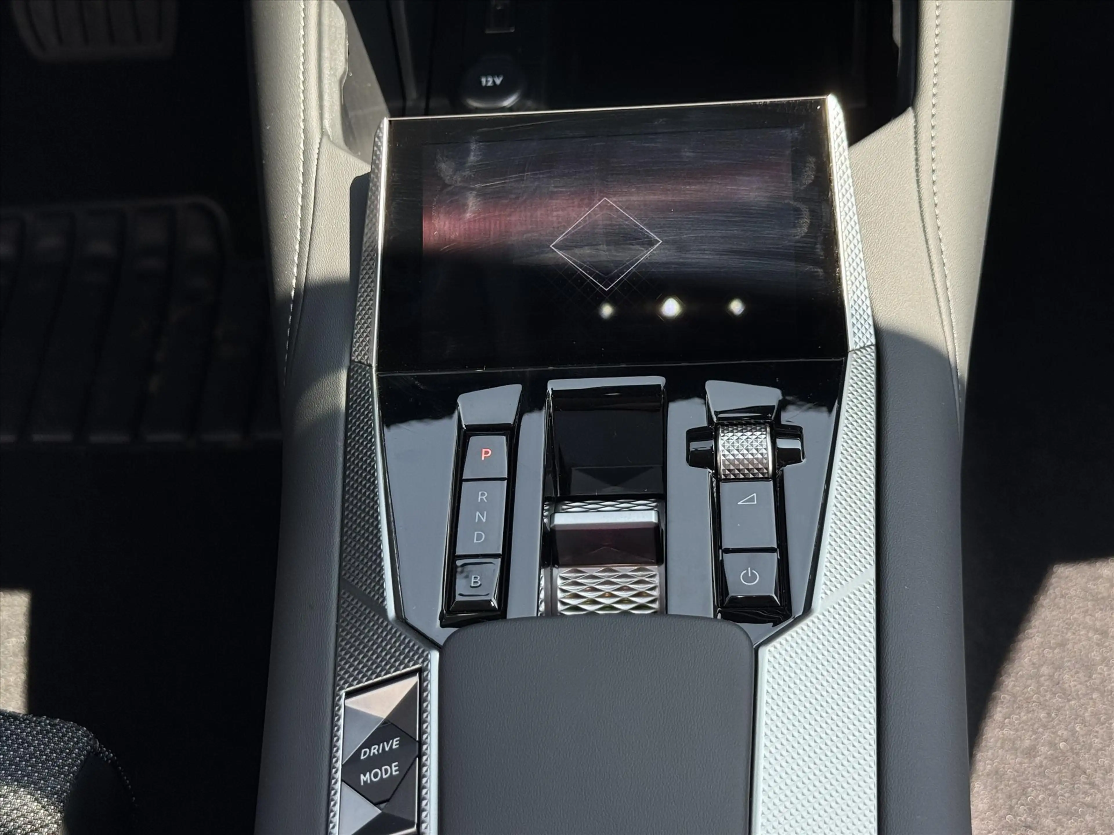 DS Automobiles DS 4 1.6 Plug-In Hybrid 225pk Automaat Pallas | Navigat — photo 12