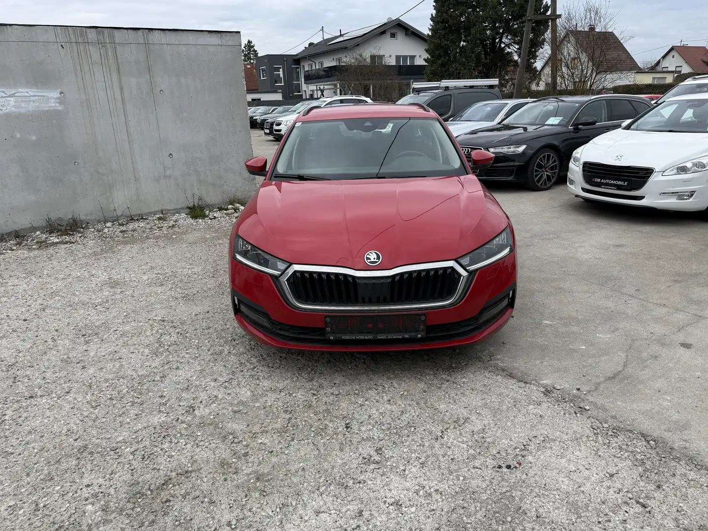 Skoda Octavia Škoda OCTAVIA Combi Ambition TDI DSG Rot - 1