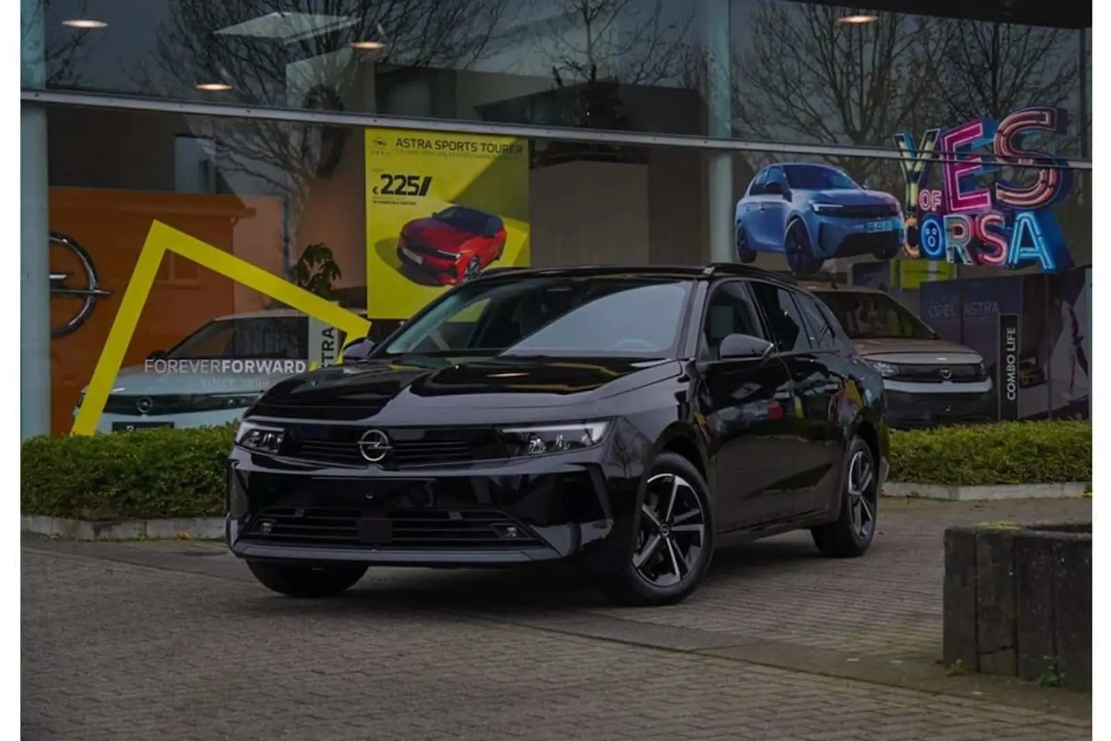 Opel Astra Break - FF  - 110PK - Camera - Navi - Nieuw! Noir - 1