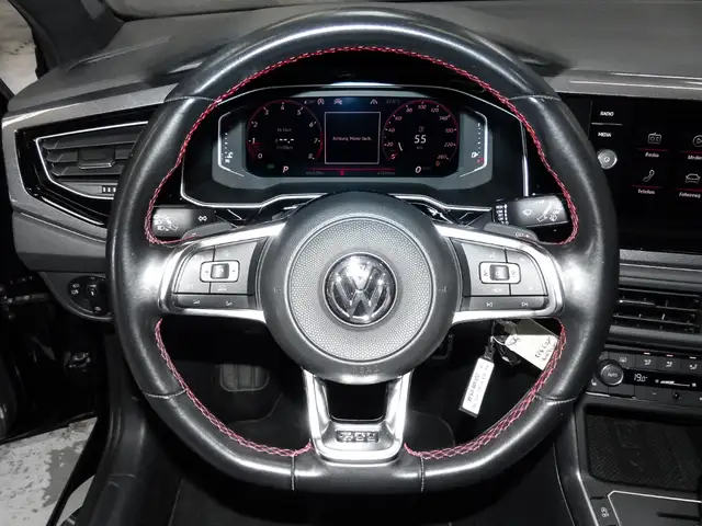 Volkswagen Polo view 8
