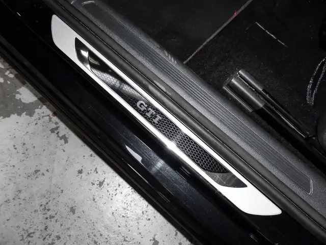 Volkswagen Polo view 11