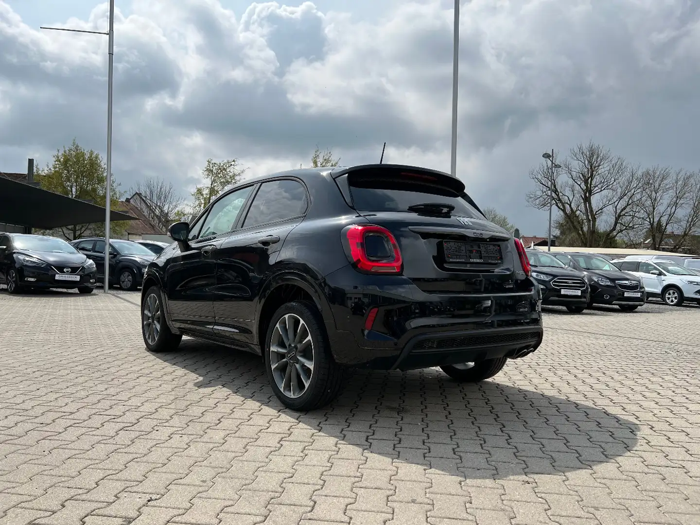 Fiat 500X 1.5 GSE Mild-Hybrid Sport Facelift *LED PDC Schwarz - 2