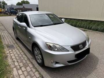IS 250 Aut. Sport Line