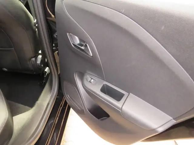 Opel Corsa view 16