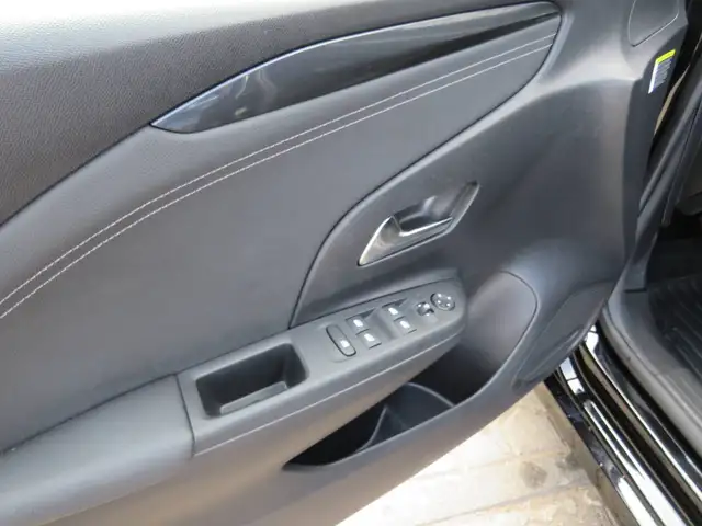 Opel Corsa view 18