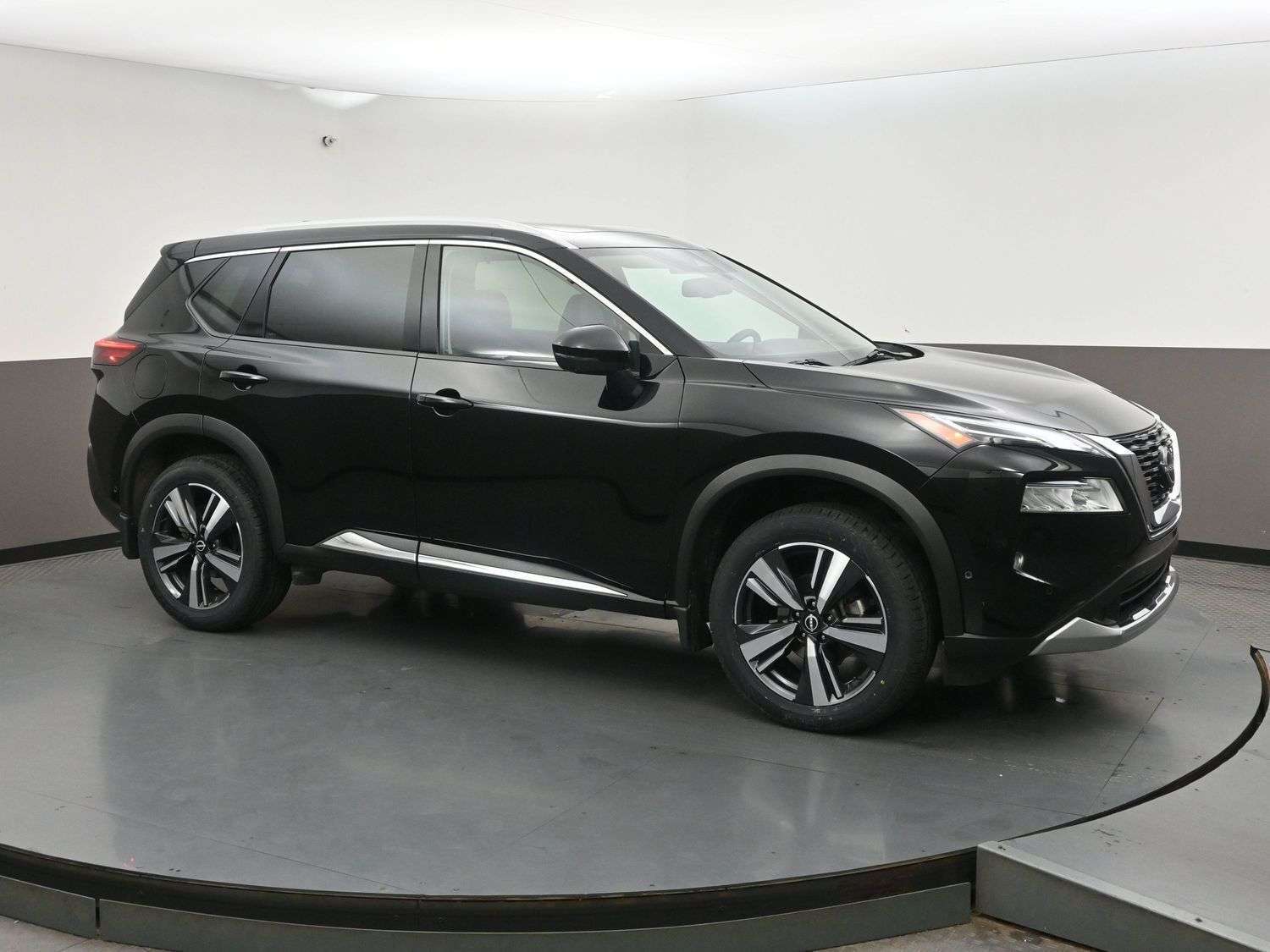 2023 Nissan Rogue Platinum Nissan Certified I Leather I Heads-Up Dis