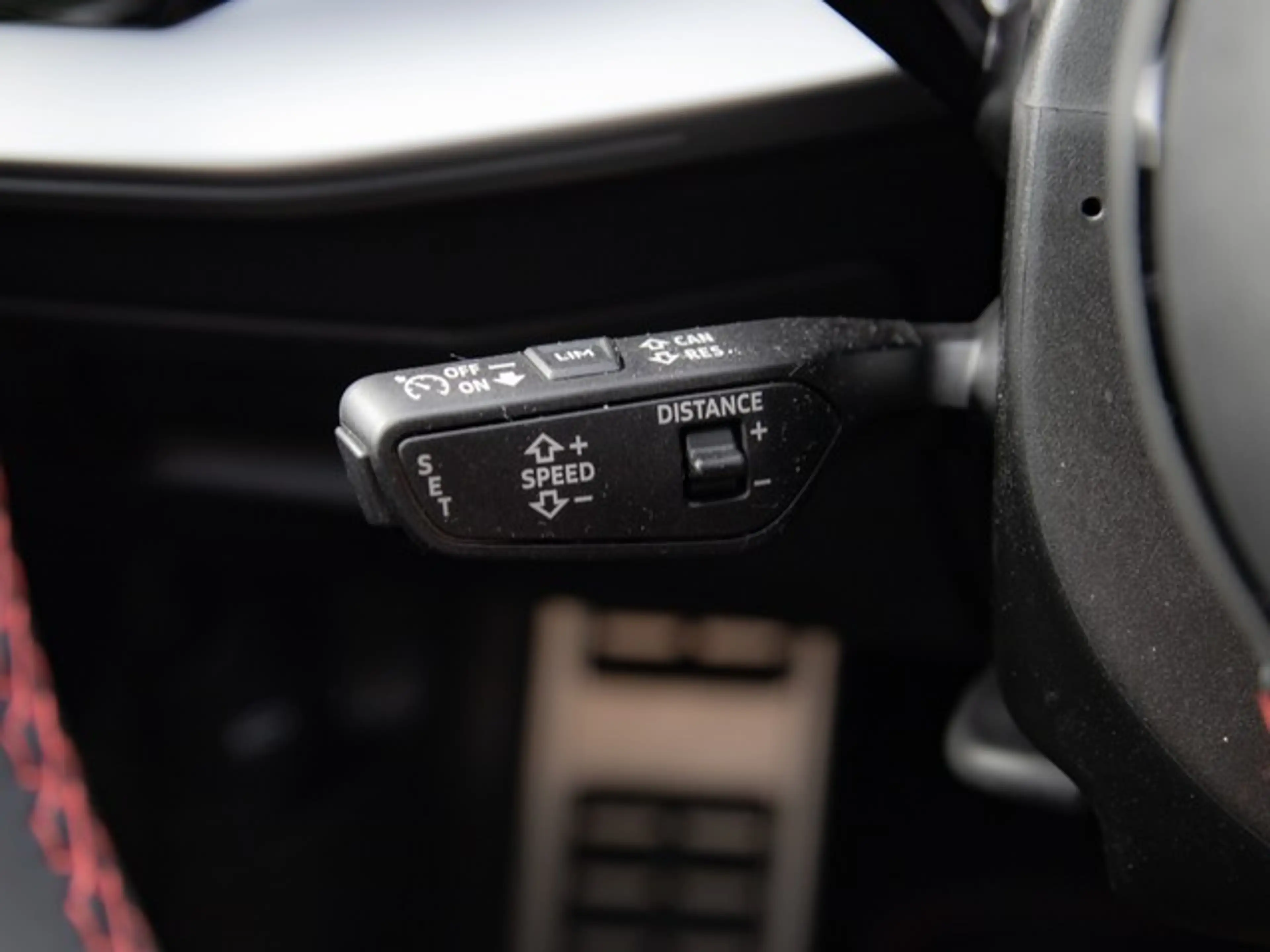Audi S3 Limousine ACC Navi+ B&O Dämpferreg. LM 18 — photo 15