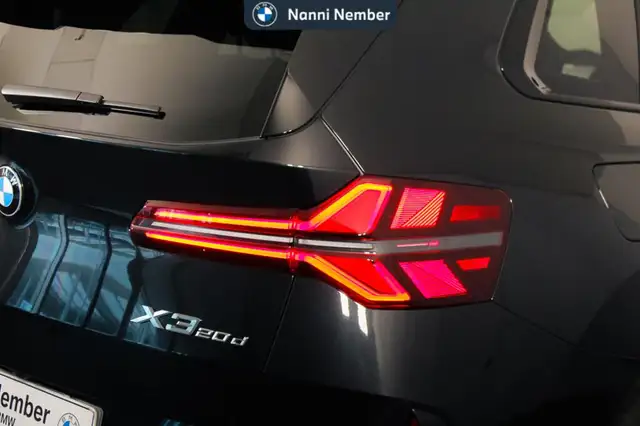 BMW X3 view 6