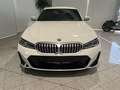 BMW 320 i M Sport Weiß - thumbnail 2