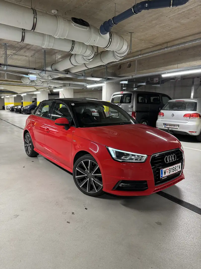 Audi A1 SB 1,0 TFSI S-Line Facelift Rot - 2