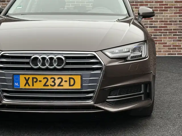 Audi A4 view 22