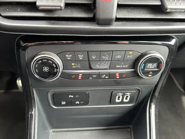 Ford Ecosport view 11