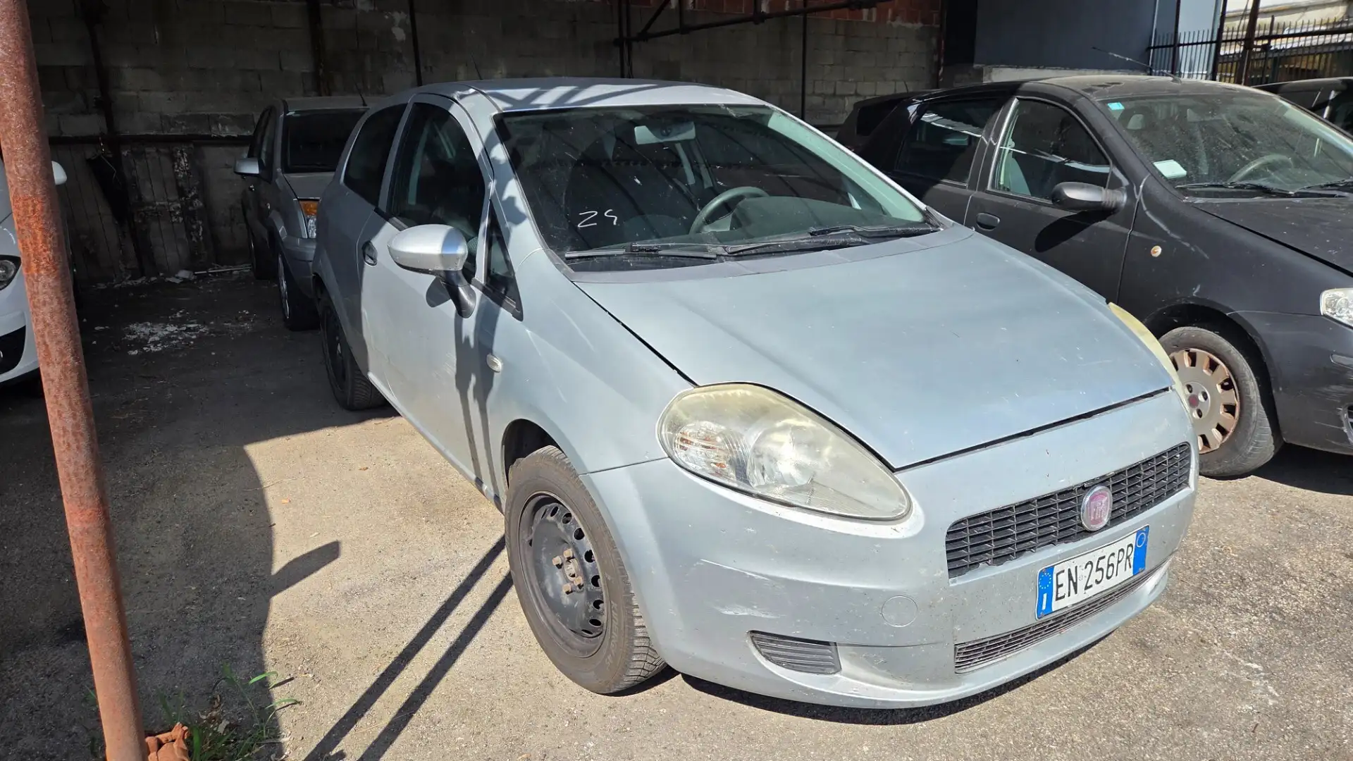 Fiat Grande Punto Grande Punto 1.4 5 porte Actual EasyPower Gris - 1
