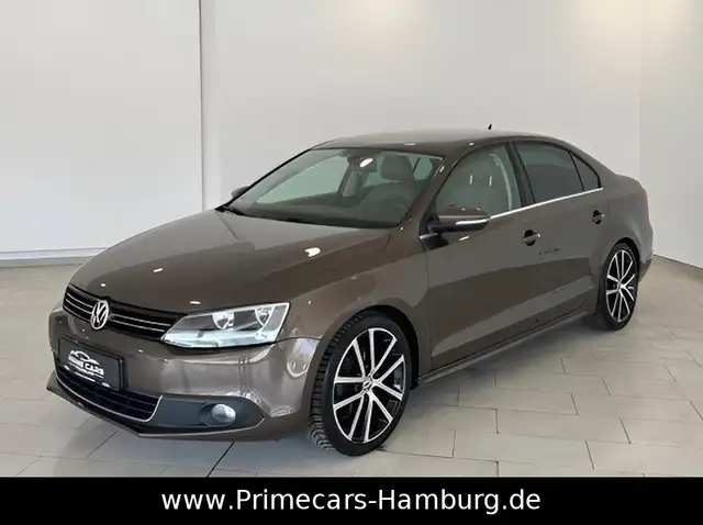 Volkswagen Jetta 2.0 TDI Highline|2-HAND|AHK|PDC|LEDER|