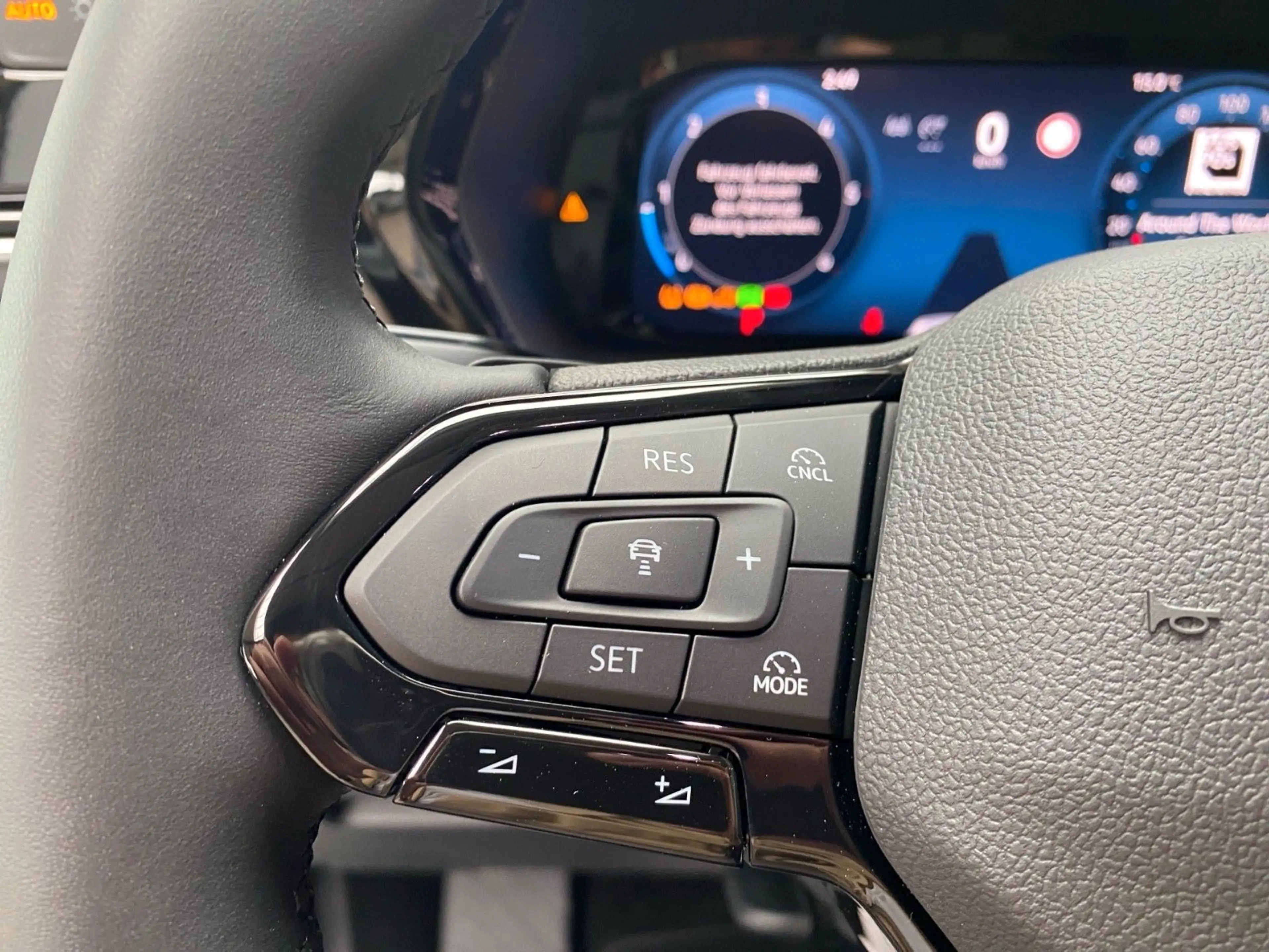 Ford Tourneo Connect Titanium Automatik — photo 10