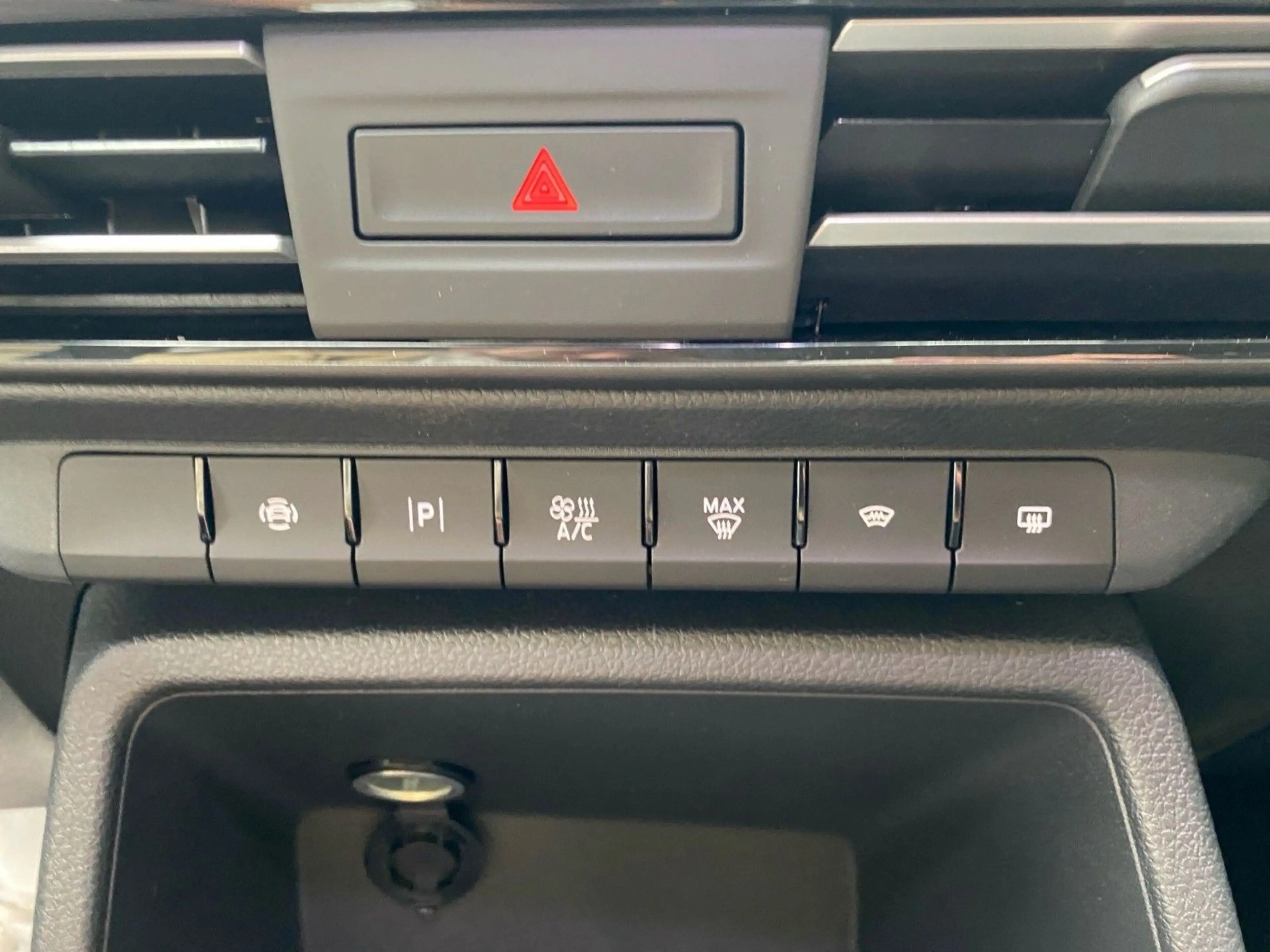 Ford Tourneo Connect Titanium Automatik — photo 15