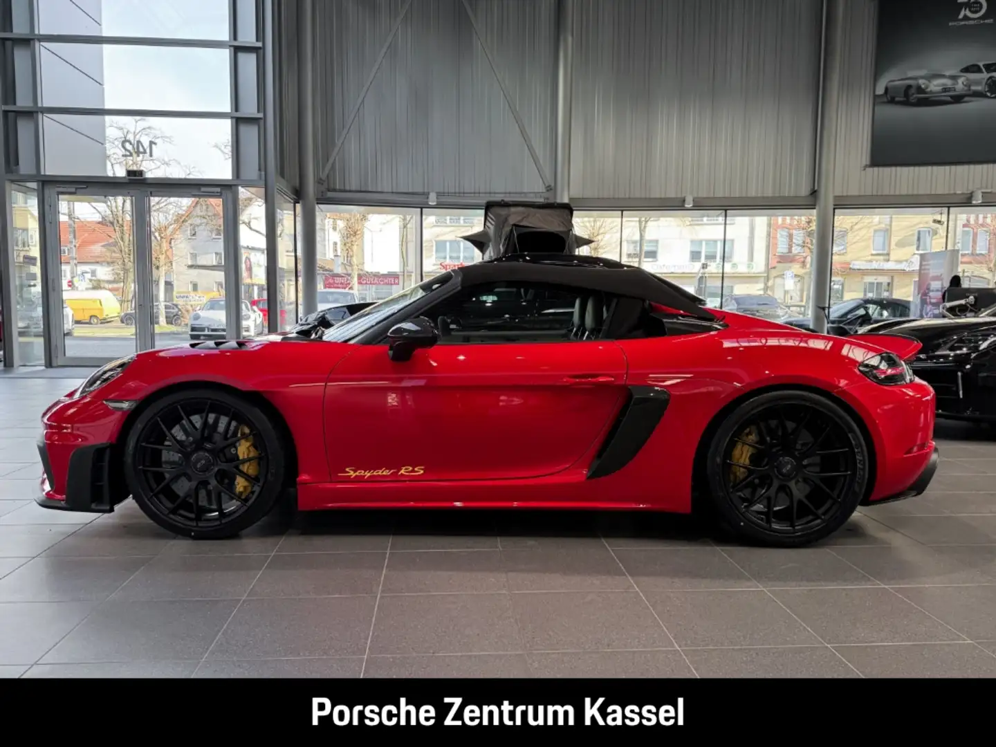 Porsche 718 Spyder RS Rot - 2