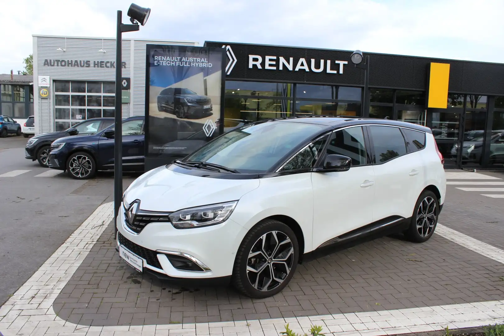Renault Grand Scenic IV 1.3 TCe 140 Intens*Automatik* 7-Sitze* Noir - 1