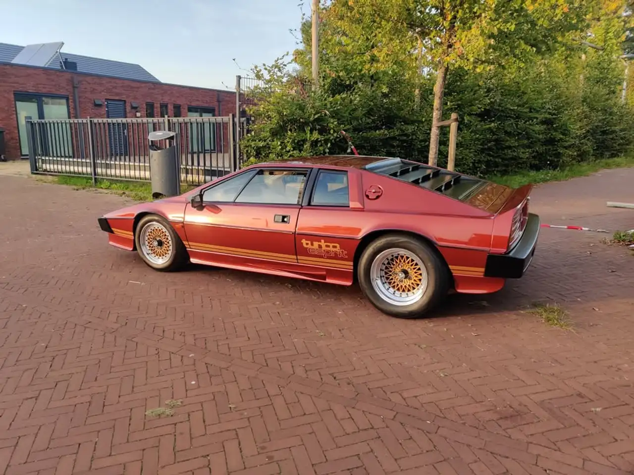 Lotus Esprit Turbo 007 James Bond replica, foto 4