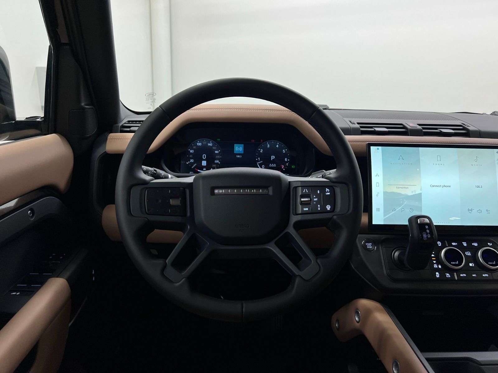 2026 Land Rover Defender 110 P400 X-DYNAMIC SE thumb 14