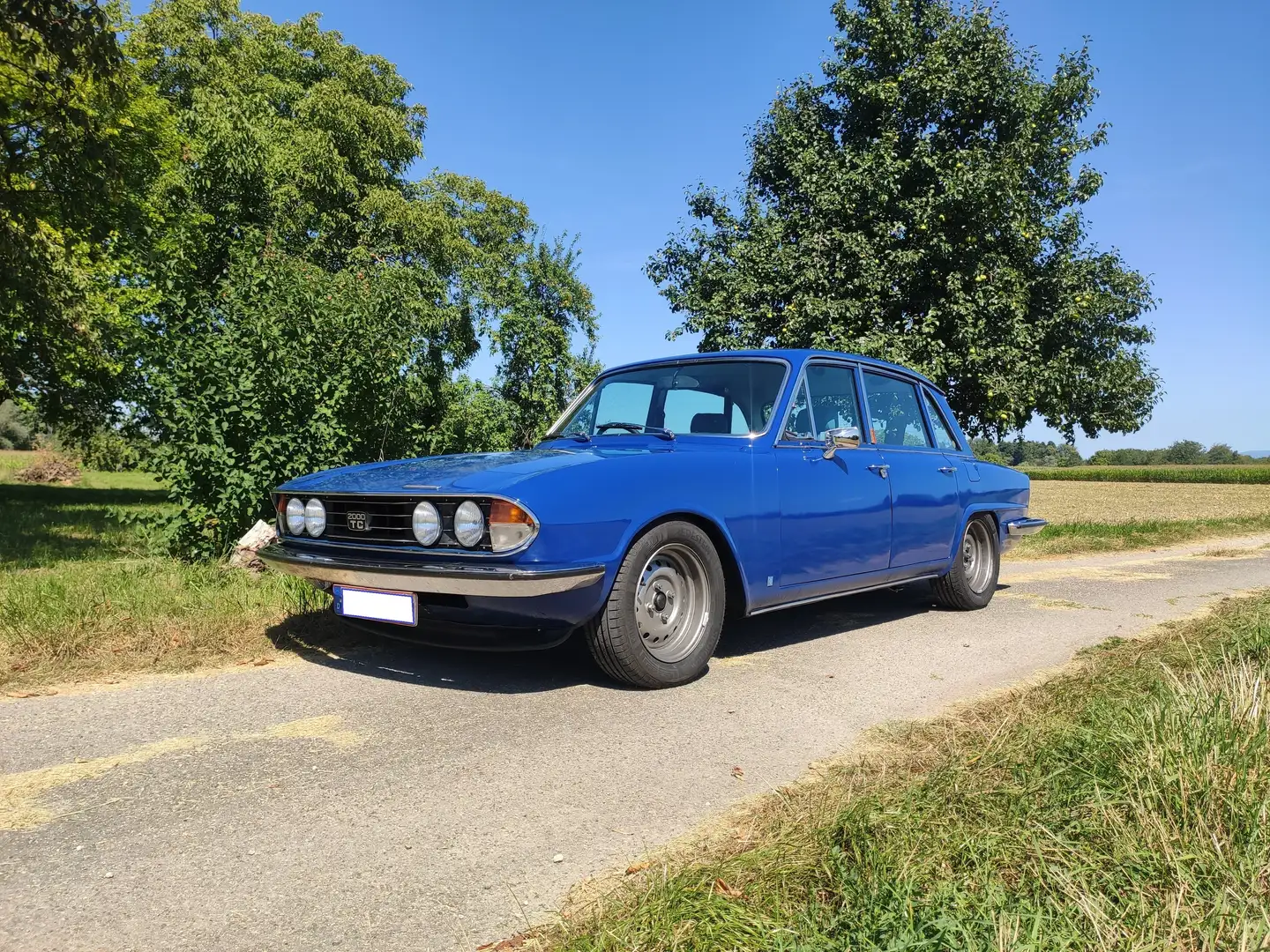 Triumph 2500S Blau - 1